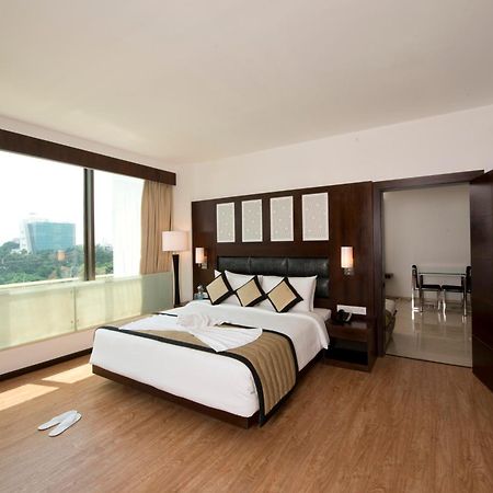 Hotel Sandy'S Tower Bhubaneswar Zewnętrze zdjęcie