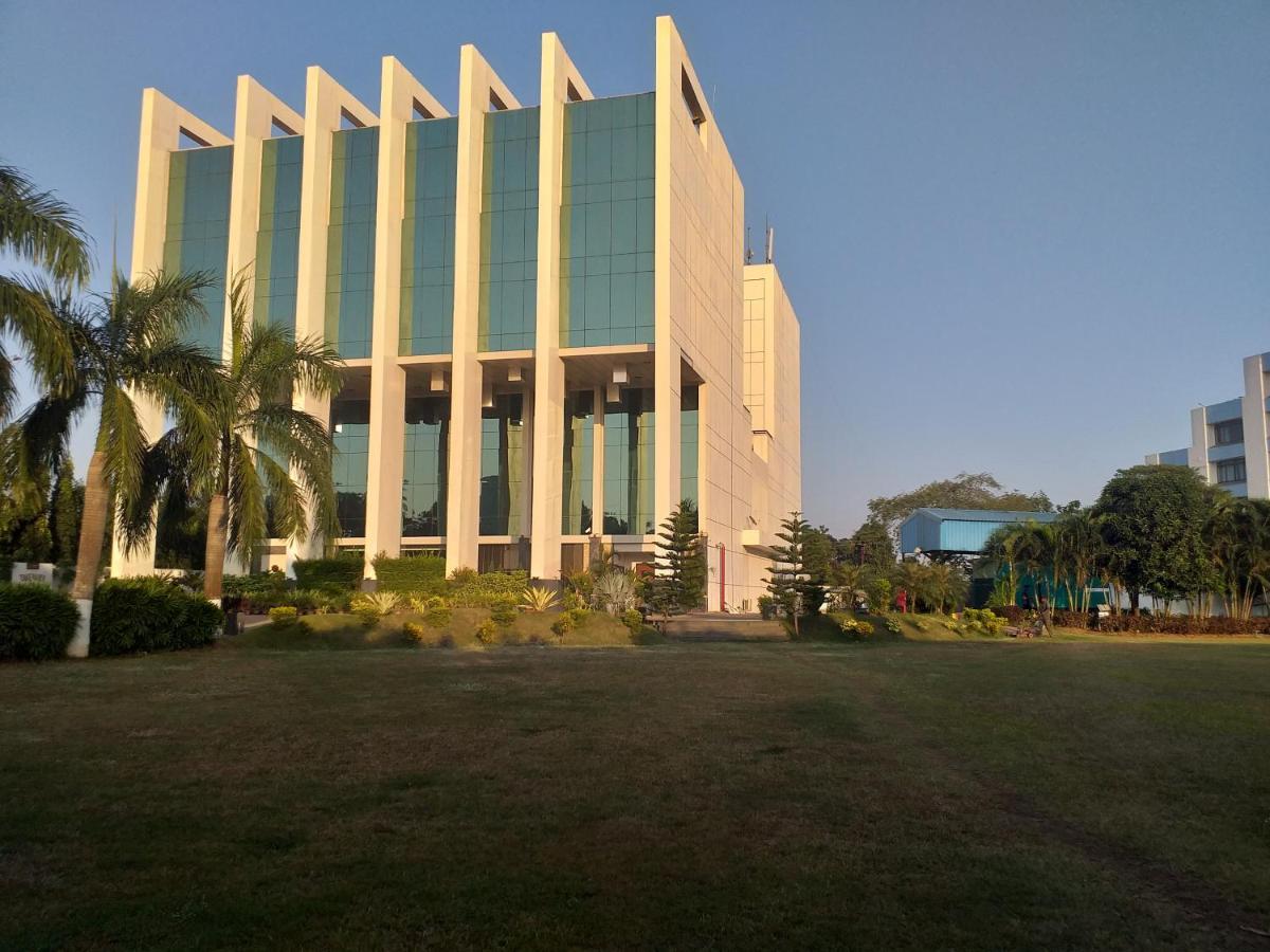 Hotel Sandy'S Tower Bhubaneswar Zewnętrze zdjęcie