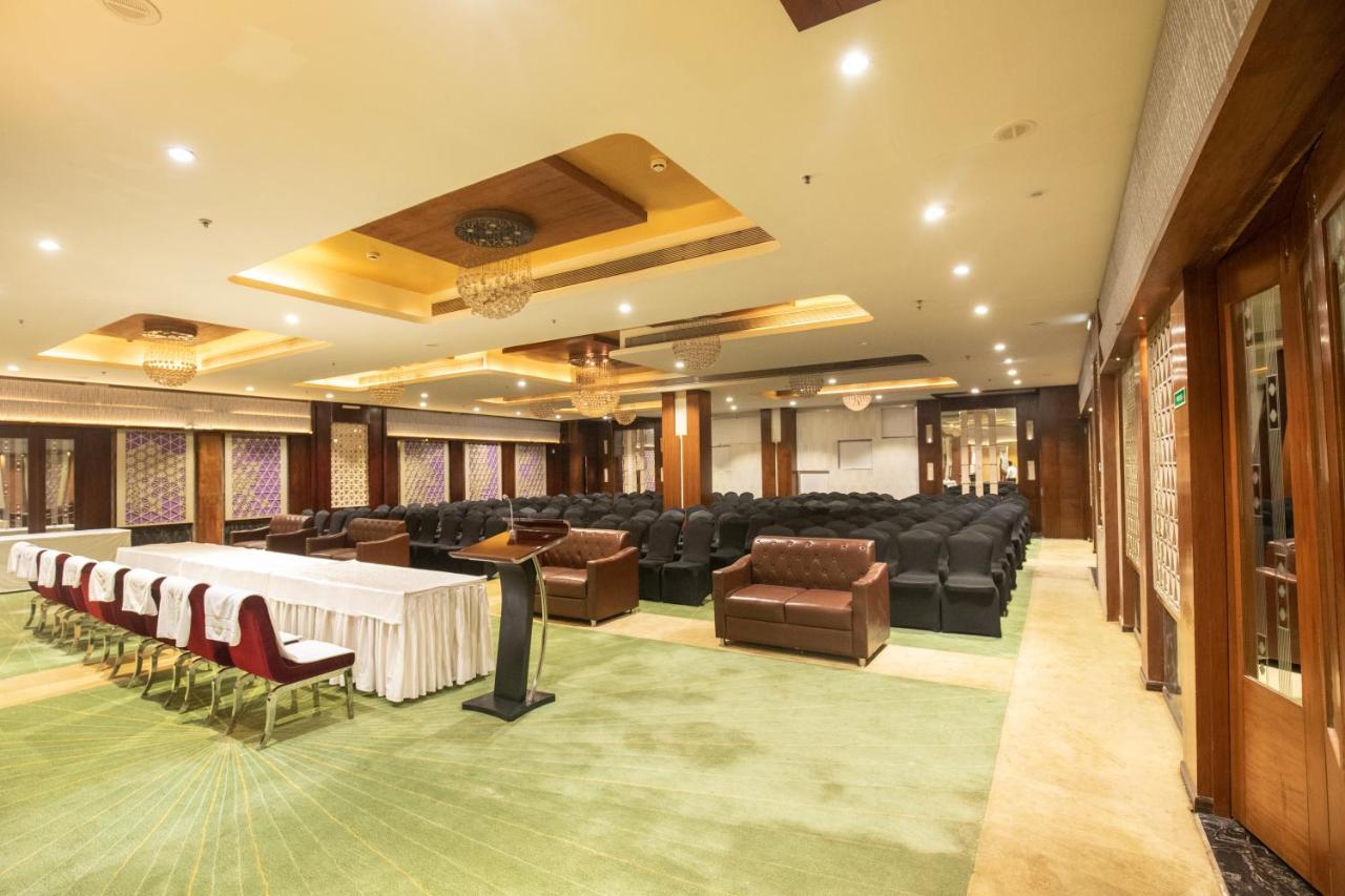 Hotel Sandy'S Tower Bhubaneswar Zewnętrze zdjęcie