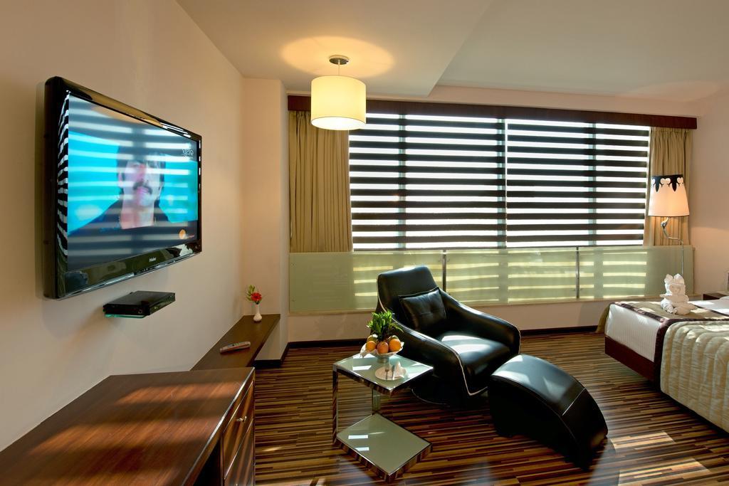 Hotel Sandy'S Tower Bhubaneswar Zewnętrze zdjęcie